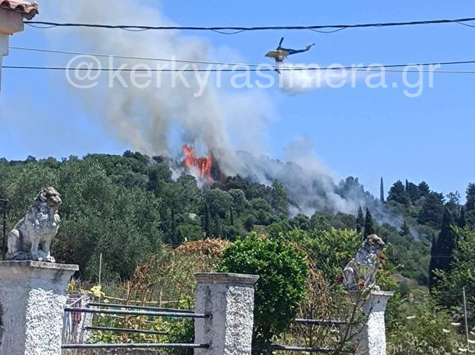 Υπό έλεγχο η πυρκαγιά στο Τεμπλόνι στην Κέρκυρα
