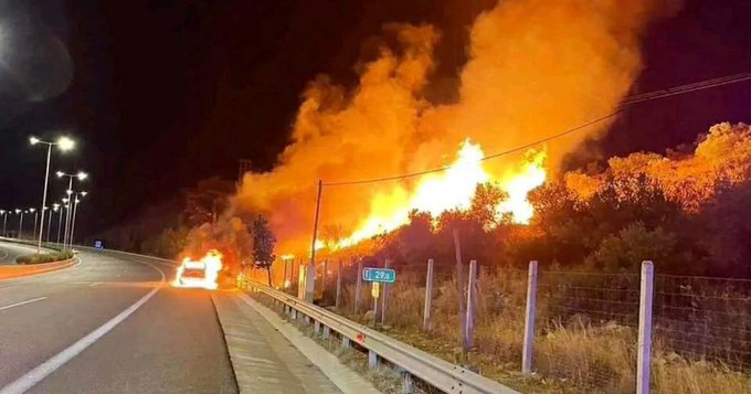 Σε ύφεση η πυρκαγιά σε δασική έκταση στη Νέα Πέραμο