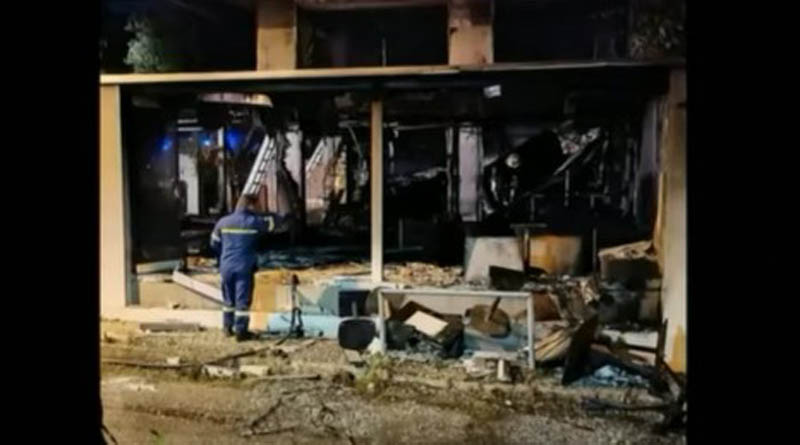 Πυρκαγιά σε χώρο εστίασης επι της οδού Δίπλα Βασιλείου στο Νέο Κόσμο στην Αθήνα