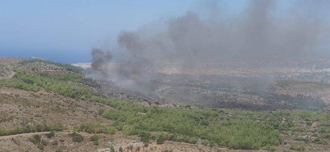 Άμεσα τέθηκε υπό μερικό έλεγχο πυρκαγιά σε δασική έκταση στο Ηράκλειο Κρήτης