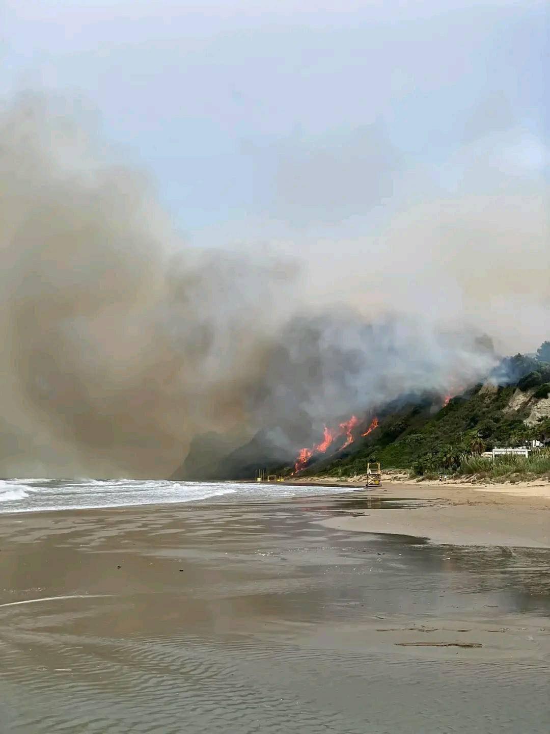 Πυρκαγιά σε αγροτοδασική έκταση στην περιοχή Άγιος Στέφανος Κέρκυρας