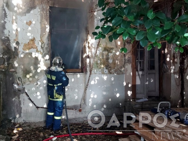 Πυρκαγιά σε μονοκατοικία επί της οδού Ναυαρίνου στην Καλαμάτα