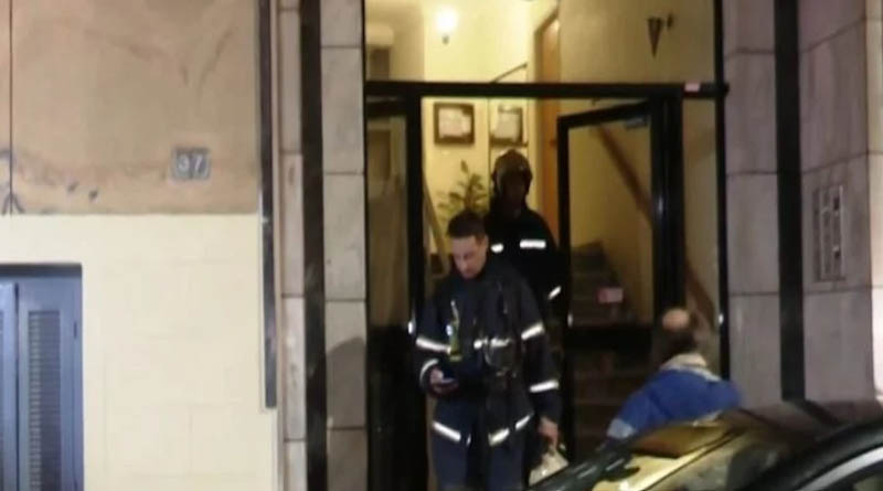 Πυρκαγιά σε διαμέρισμα επί της οδού Νικοπόλεως στα Κάτω Πατήσια στην Αθήνα.
