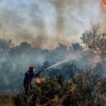 Άμεσα τέθηκε υπό μερικό έλεγχο πυρκαγιά σε χαμηλή βλάστηση στην περιοχή Λομβάρδα στο Κωροπί