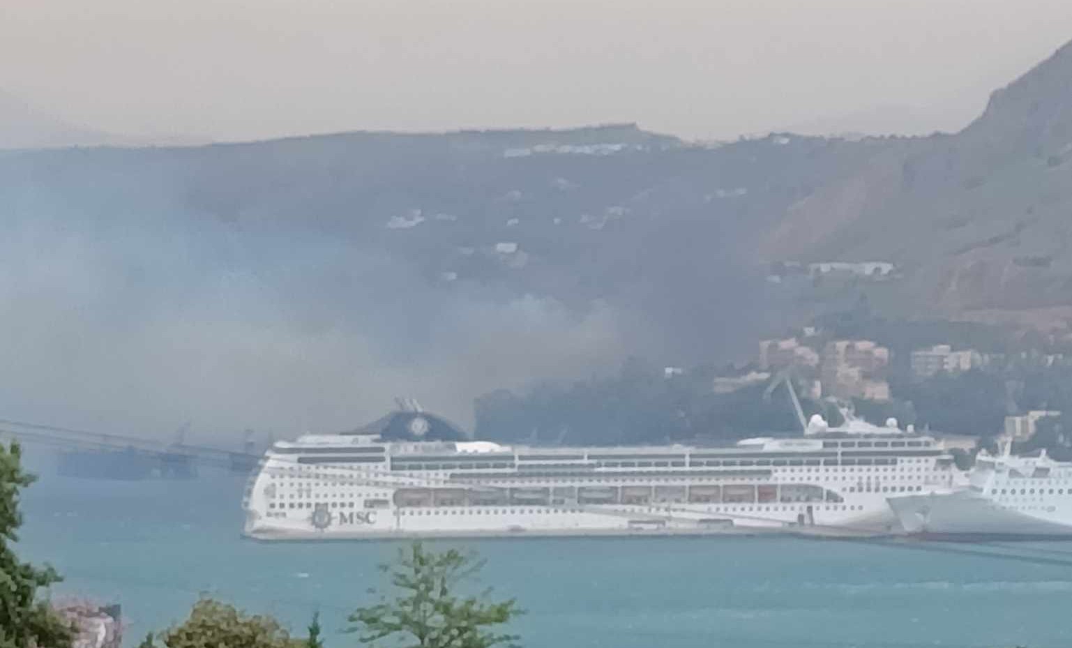 Πυρκαγιά σε δασική έκταση στη Σούδα Χανίων