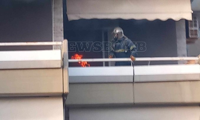 Πυρκαγιά σε διαμέρισμα στο Παλαιό Φάληρο - Εντοπίστηκε ηλικιωμένη χωρίς τις αισθήσεις της