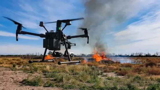 Τρίπολη: Παράδοση drones στην Ειδική Μονάδα Δασικών Επιχειρήσεων (ΕΜΟΔΕ) Τρίπολη: Παράδοση drones στην Ειδική Μονάδα Δασικών Επιχειρήσεων (ΕΜΟΔΕ)