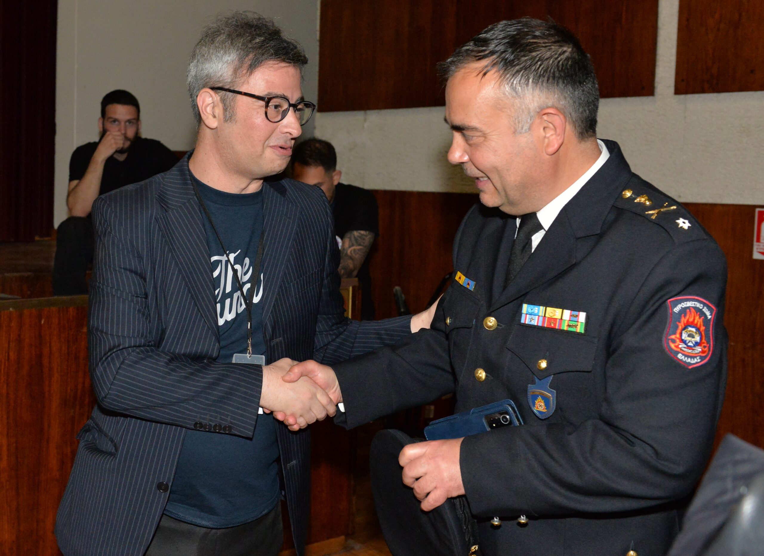 «Πυροσβεστική Παιδεία»: Το νέο βιβλίο του Κωνσταντίνου Γραφάκου για την αυτοπροστασία, την πρόληψη και την ανάγκη αντίληψης του κινδύνου από τις πυρκαγιές