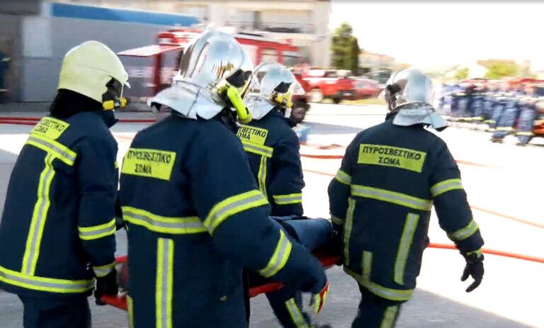 Άσκηση αντιμετώπισης πυρκαγιάς σε ΙΧ εντός πρατηρίου καυσίμων στην Καστοριά
