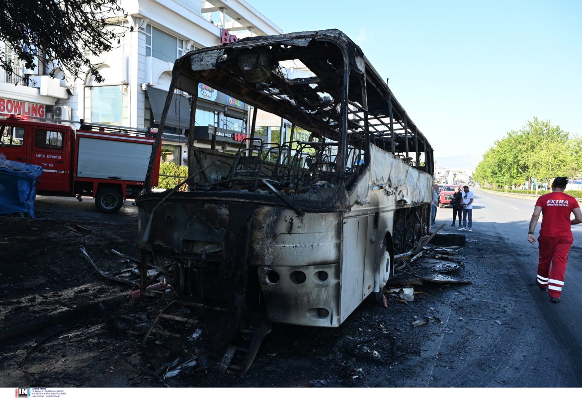 Πυρκαγιά σε λεωφορείο επί της Λεωφόρου Αθηνών στο Χαϊδάρι