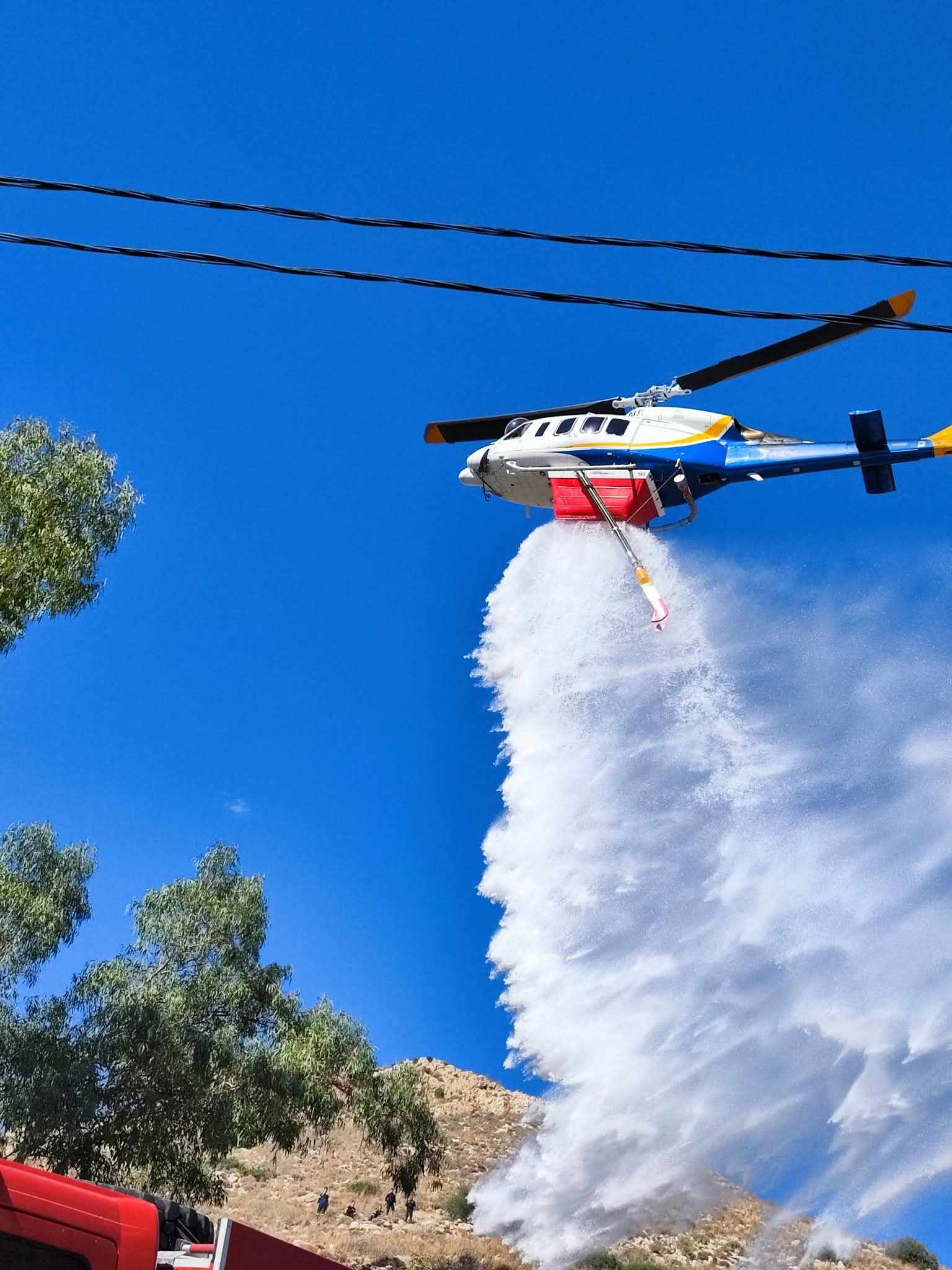 Πυρκαγιά σε χαμηλή βλάστηση στο Πέραμα