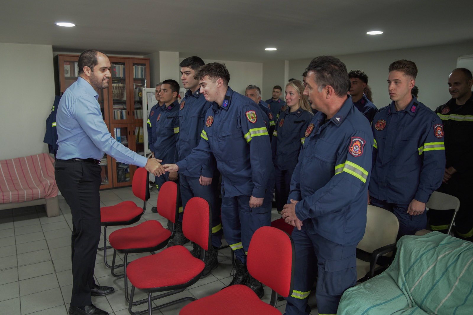 Τον 9ο Πυροσβεστικό Σταθμό Αθηνών επισκέφθηκε ο Υπουργός Κλιματικής Κρίσης και Πολιτικής Προστασίας