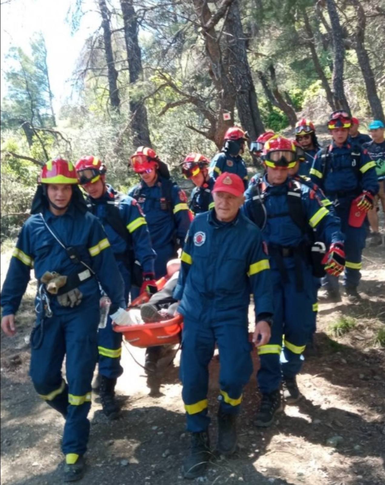 Τραυματισμένη πεζοπόρος απεγκλωβίστηκε από δυσπρόσιτο σημείο στα Πολιτικά Ευβοίας