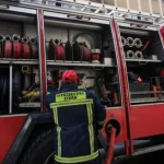Πυρκαγιά σε εγκαταλελειμμένο κτίριο επί της οδού Λιοσίων στην Αθήνα