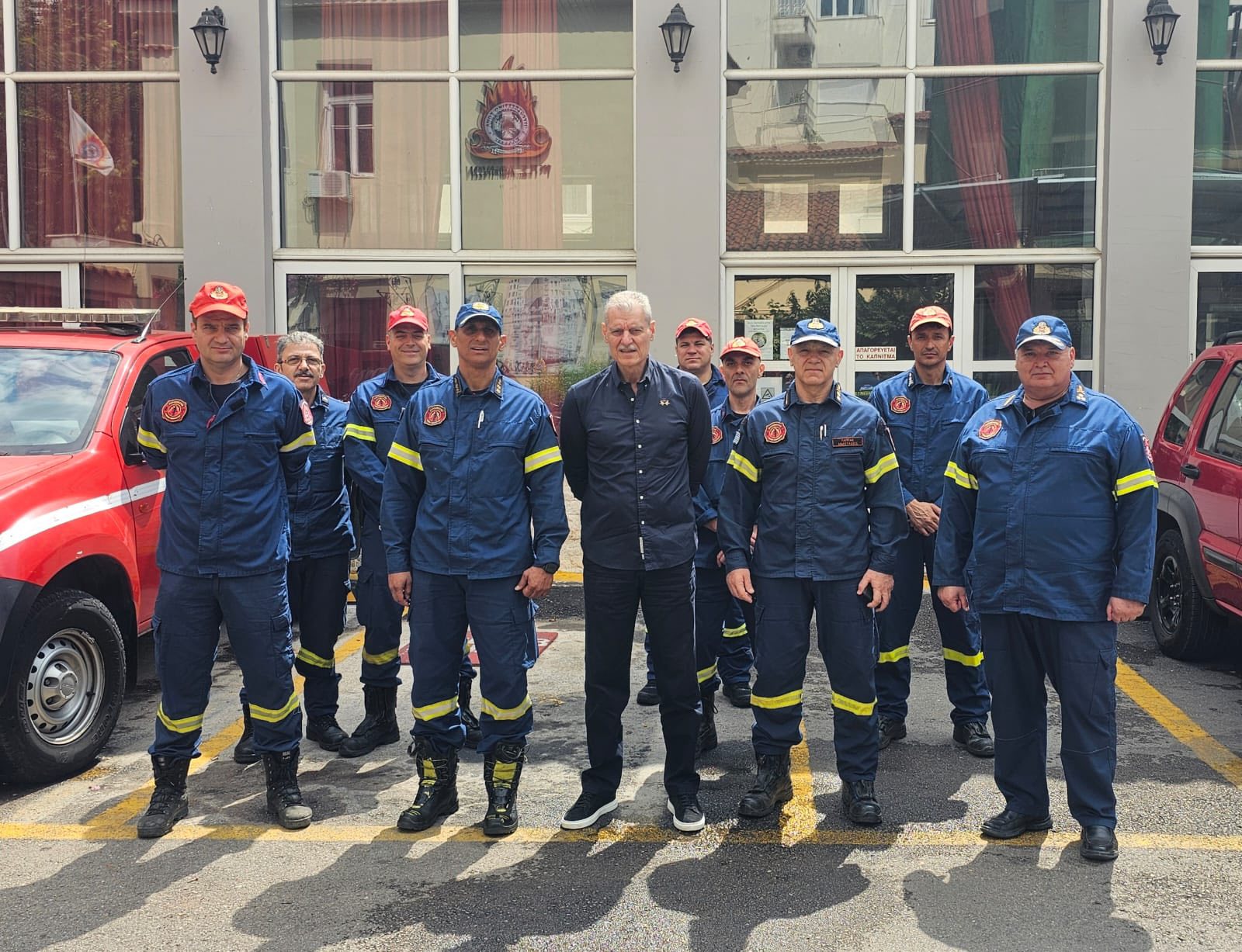 Επίσκεψη Ευ. Τουρνά στον 1ο Π.Σ. Αθηνών και στους Εθελοντές Βύρωνα