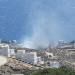 Πυρκαγιά σε χαμηλή βλάστηση στην περιοχή Άγιος Ρωμανός στη νήσο Τήνο