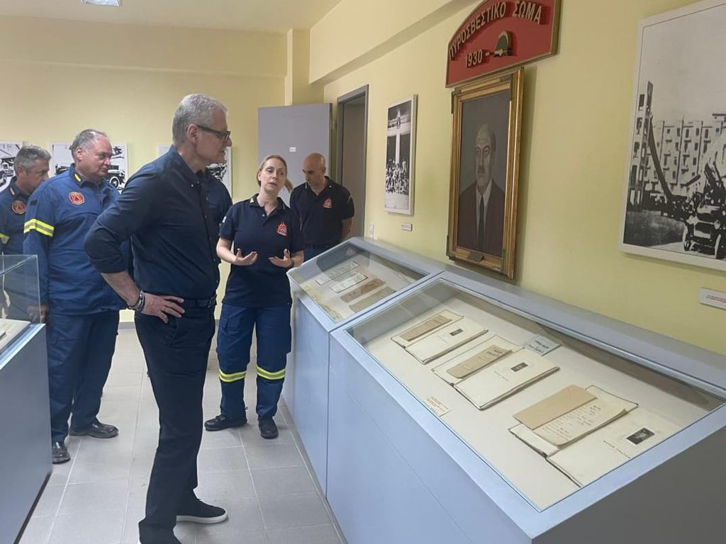 Επίσκεψη του Υφ. Πολιτικής Προστασίας Ευ. Τουρνά στον 8ο Π.Σ Ελληνικού και 12ο Π.Σ Παλλήνης