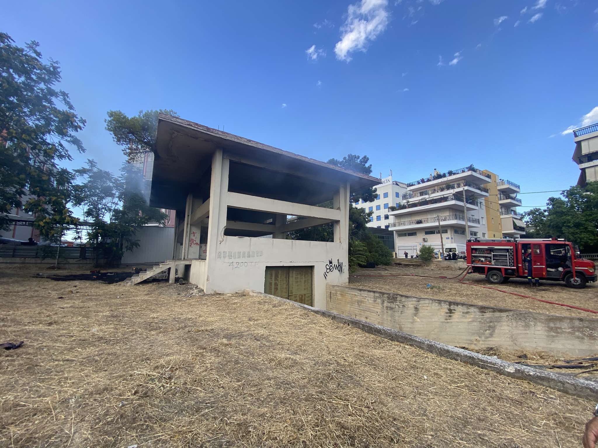 Πυρκαγιά σε οικοδομή στη Μεταμόρφωση Αττικής