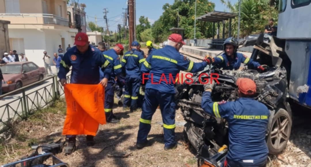 Πάτρα: Σύγκρουση τρένου του Προαστιακού με αυτοκίνητο – Απεγκλωβίστηκε ο οδηγός του ΙΧ