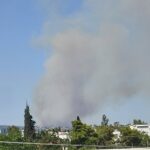 Πυρκαγιά σε χαμηλή βλάστηση στην περιοχή Δροσοπηγή Αττικής