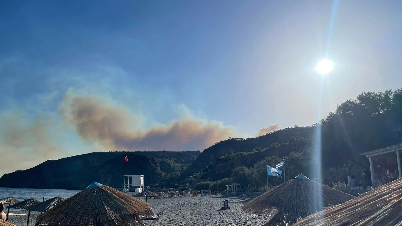 Πυρκαγιά σε χαμηλή βλάστηση στα Τεμένια Χανίων Κρήτης