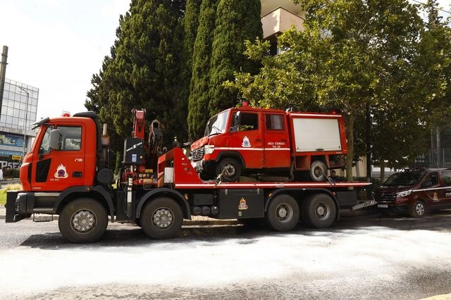 Νέα Χαλκηδόνα: Εκτροπή πυροσβεστικού οχήματος – Ελαφρά τραυματίας πυροσβέστης