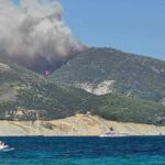 Ενισχύονται οι δυνάμεις στην δασική πυρκαγιά στην Ζάκυνθο