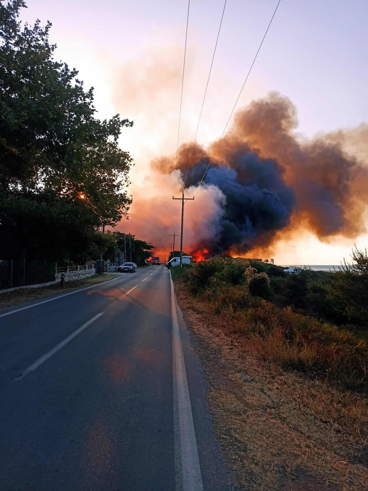 Πυρκαγιά σε αγροτοδασική έκταση στην περιοχή Καρυώτες Σαμοθράκης
