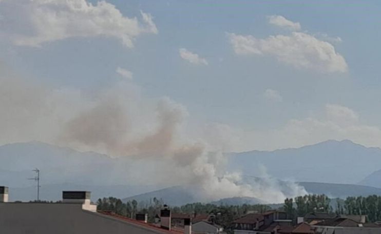 Πυρκαγιά σε χαμηλή βλάστηση στην περιοχή Κρύα Βρύση Καρδίτσας