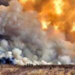 ΗΠΑ: Μαίνεται επί ένα μήνα η πυρκαγιά στο Γκραντ Κάνιον – Στάχτη 500.000 στρέμματα, κατεστραμμένα δεκάδες κτίρια