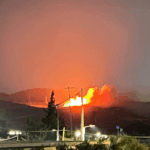 Πυρκαγιά σε χαμηλή βλάστηση στην περιοχή Κουμιντρί στα Μέγαρα Αττικής
