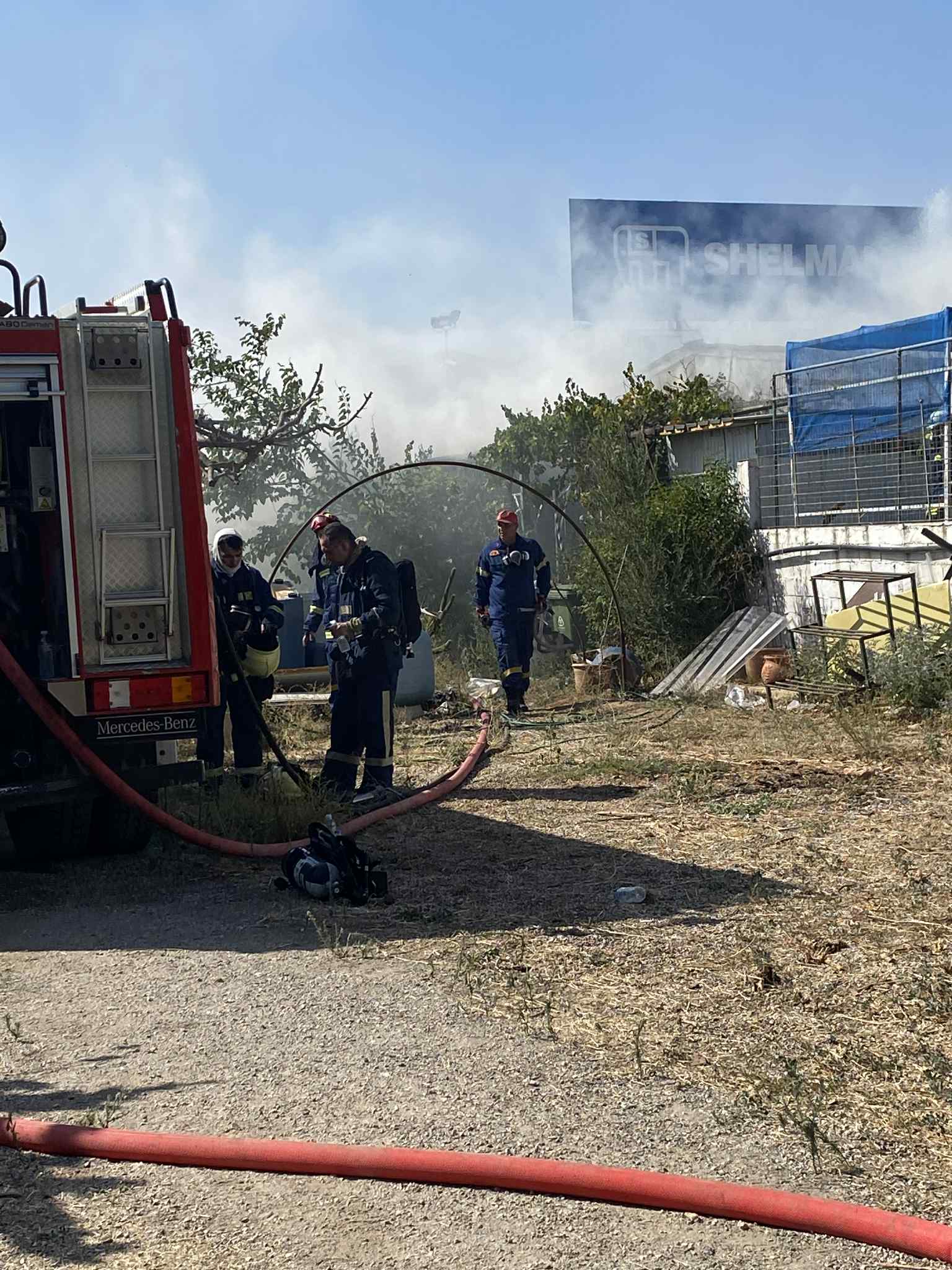 Πυρκαγιά σε αποθηκευτικό χώρο στις Αχαρνές Αττικής