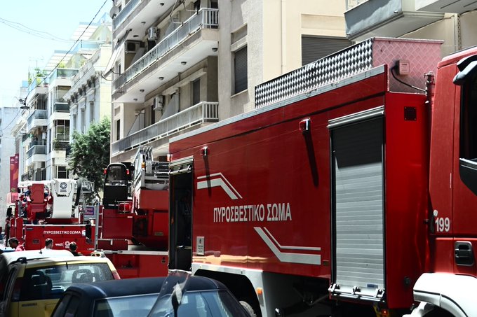 Πυρκαγιά σε διαμέρισμα επί της οδού Μάρκου Μπότσαρη στον Πειραιά