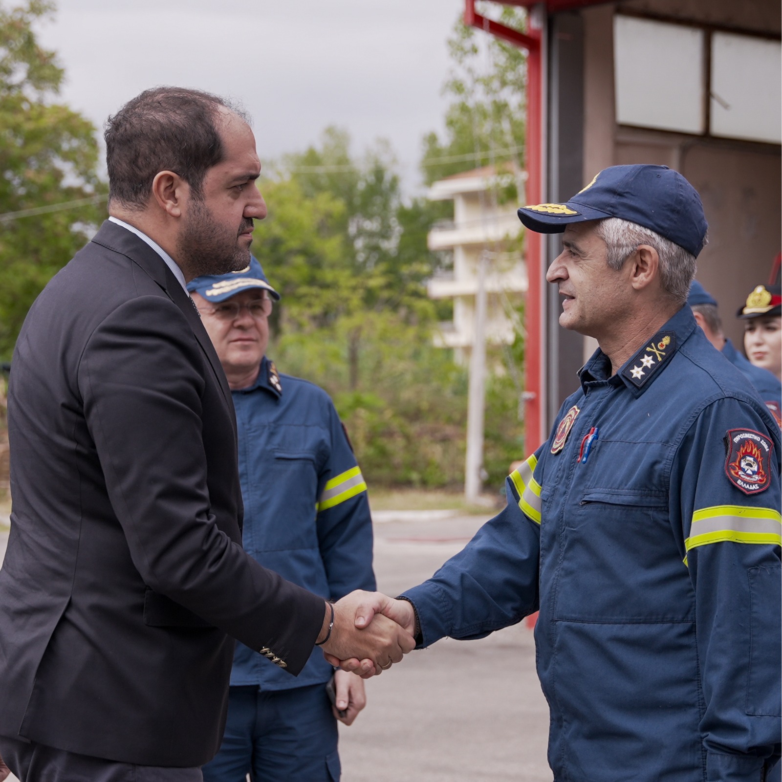 Επίσκεψη του Υπουργού Κλιματικής Κρίσης και Πολιτικής Προστασίας στη Βοιωτία – Ευχαριστίες στα στελέχη της Πυροσβεστικής