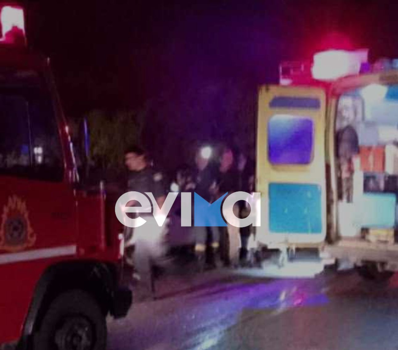 Εύβοια: Σοβαρό τροχαίο στο Νεοχώρι Αλιβερίου – Ένας άνδρας χωρίς αισθήσεις και δύο τραυματίες