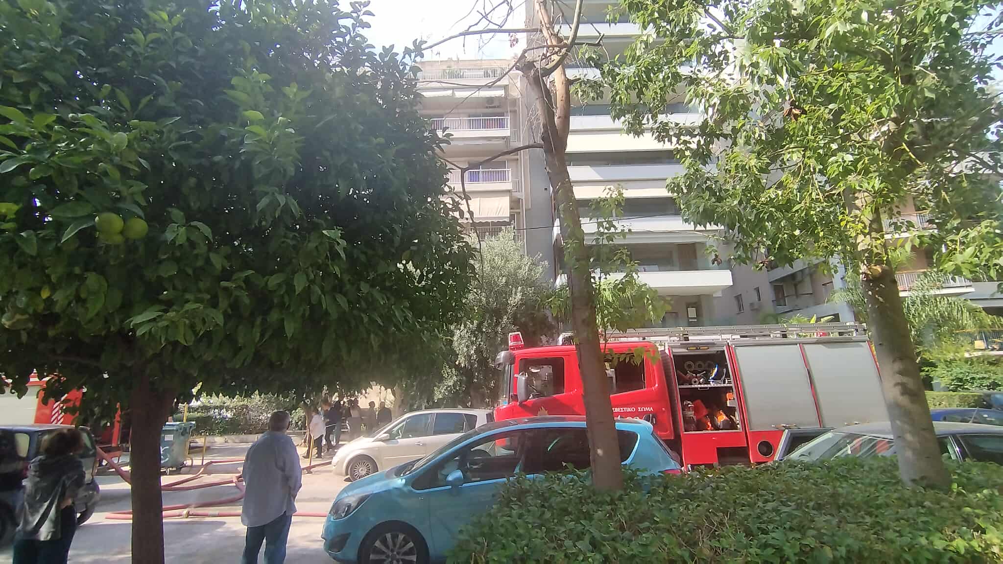 Πυρκαγιά σε διαμέρισμα πολυκατοικίας επί της οδού Ιωνίας στη Νέα Σμύρνη Πυρκαγιά σε διαμέρισμα πολυκατοικίας επί της οδού Ιωνίας στη Νέα Σμύρνη