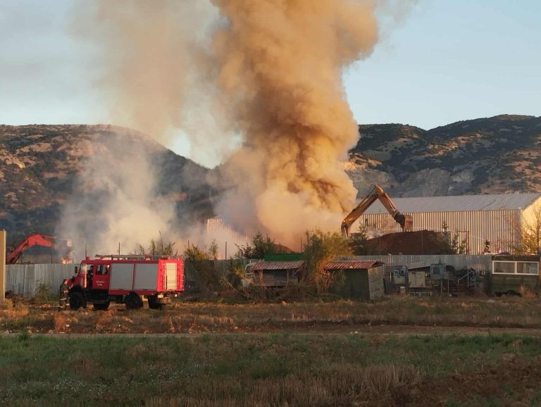 Πυρκαγιά εργοστάσιο ανακύκλωσης στις Σέρρες Πυρκαγιά εργοστάσιο ανακύκλωσης στις Σέρρες