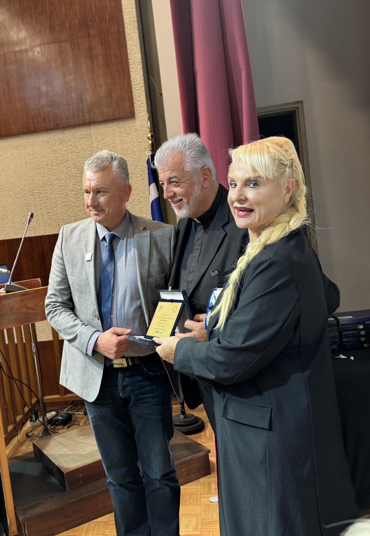 Η Πυροσβεστική Παιδεία αναγνωρίστηκε και βραβεύτηκε στο 13ο Ετήσιο Συμπόσιο – Θεσμός MED-PROFESSIONALS MEDICAL AWORDS