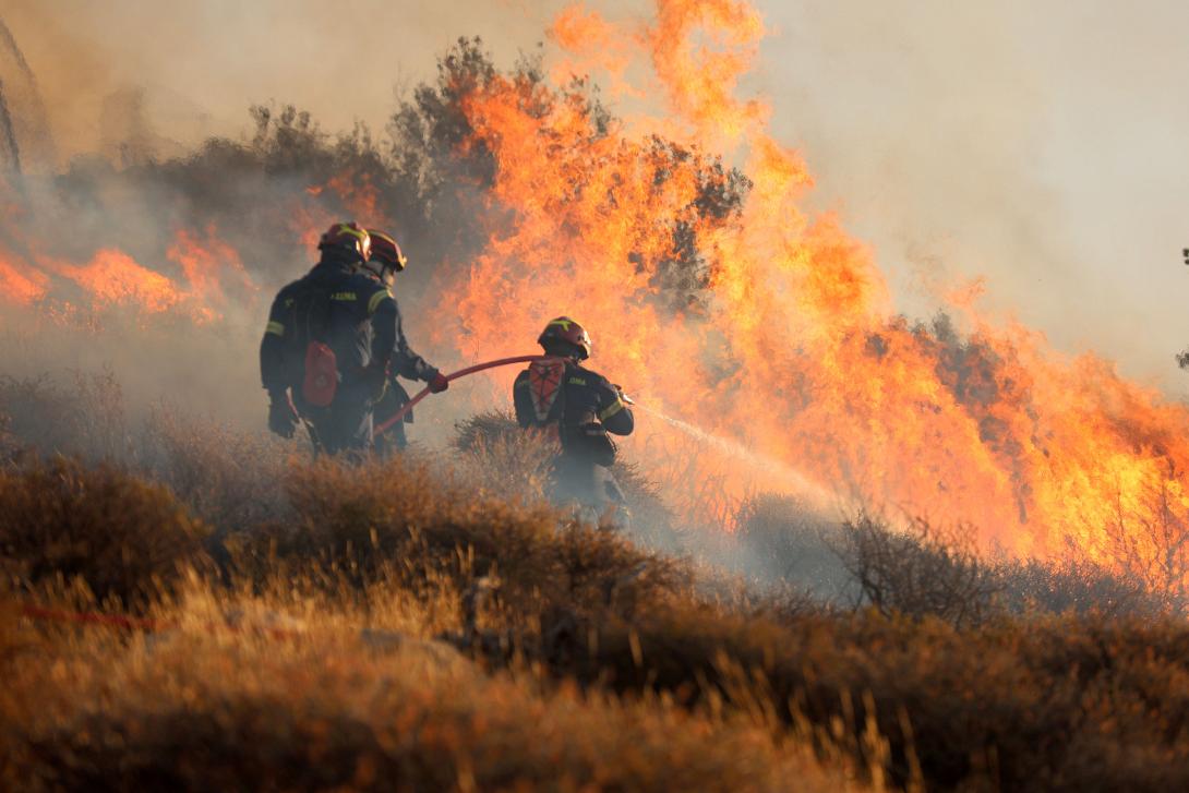 Πυρκαγιά σε χαμηλή βλάστηση στην περιοχή πλησίον του Πατσίδερου Ηρακλείου Κρήτης