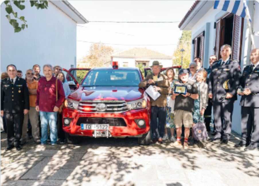 Νέα δωρεά πυροσβεστικού οχήματος στο Πυροσβεστικό Σώμα από την «ΑΘΗΝΑ» και τους «Φίλους του Καστρί»