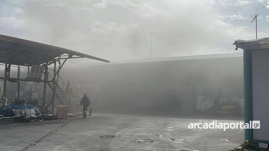 Πυρκαγιά σε εξωτερικό χώρο επιχείρησης στη ΒΙΠΕ Τρίπολης Πυρκαγιά σε εξωτερικό χώρο επιχείρησης στη ΒΙΠΕ Τρίπολης