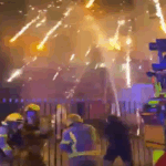 Επίθεση με πυροτεχνήματα σε πυροσβέστες στο Λίβερπουλ κατά τη διάρκεια της Bonfire Night