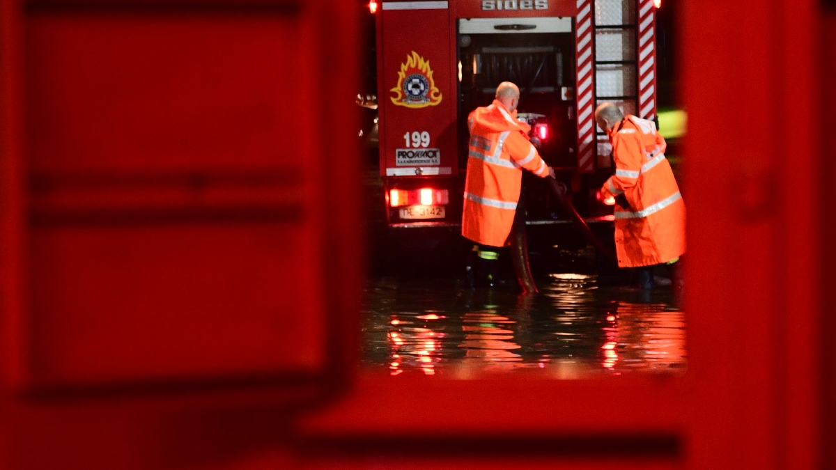 Κακοκαιρία Byron: Πάνω από 330 κλήσεις στην Πυροσβεστική