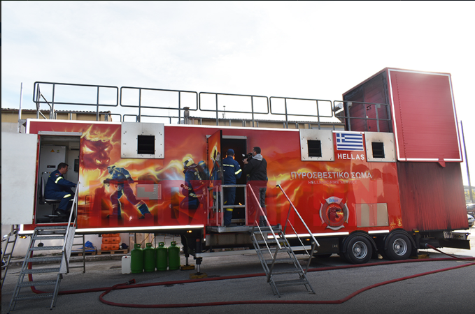 Καρδίτσα: Ο «Fire Dragon» εκπαιδεύει 100 πυροσβέστες σε ρεαλιστικές συνθήκες πυρκαγιάς