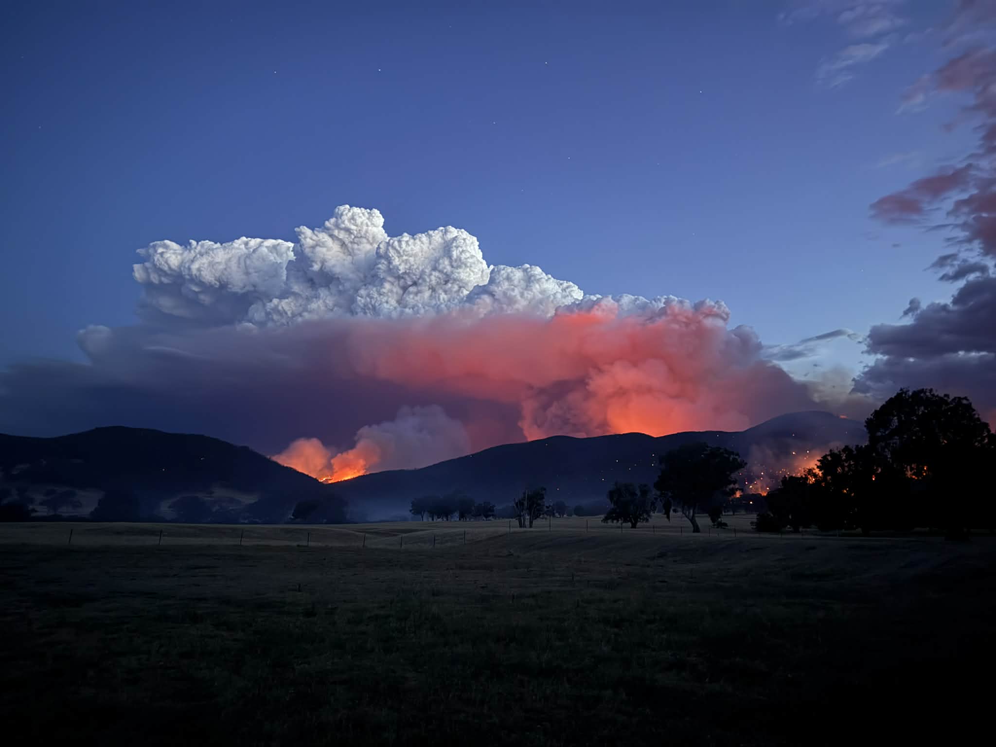 Αυστραλία: Σε κατάσταση καταστροφής η Βικτόρια – Ανεξέλεγκτα τα πύρινα μέτωπα
