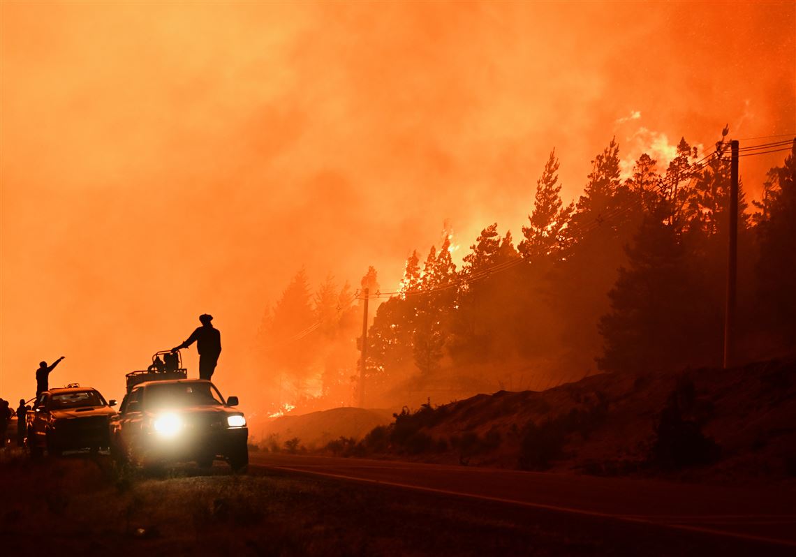 Αργεντινή: Ανεξέλεγκτες πυρκαγιές σαρώνουν την Παταγονία