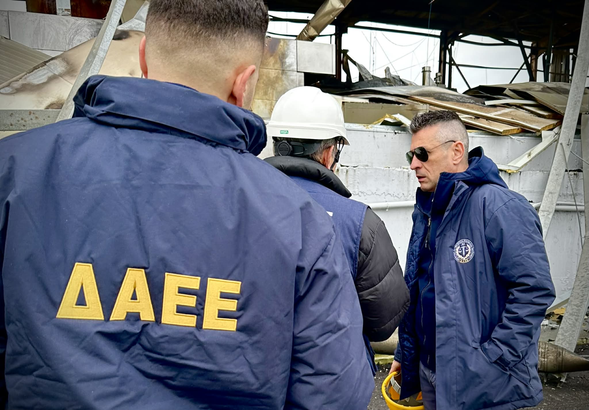 Στο μικροσκόπιο της ΔΑΕΕ και άλλα πρόσωπα για τη φονική έκρηξη στη Βιολάντα