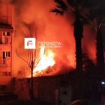 Πυρκαγιά σε εγκαταλελειμμένο κτίριο στην πόλη του Βόλου