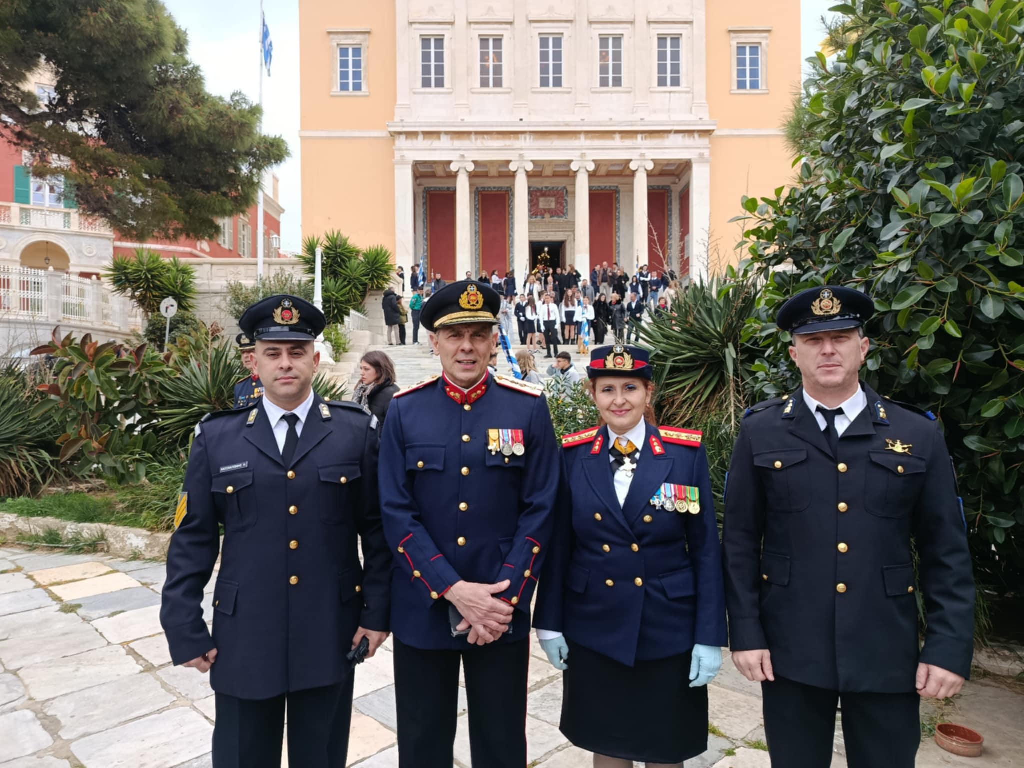 Σύρος: Με τιμές και λαμπρότητα ο εορτασμός της 25ης Μαρτίου