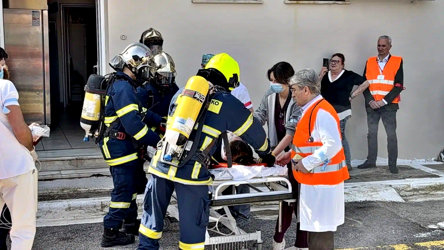 Με επιτυχία ολοκληρώθηκε η συμμετοχή του Π.Κ Κυπαρισσίας στην άσκηση εκκένωσης του Νοσοκομείου της πόλης